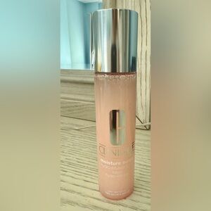 Clinique Moisture Surge Hydrating Lotion